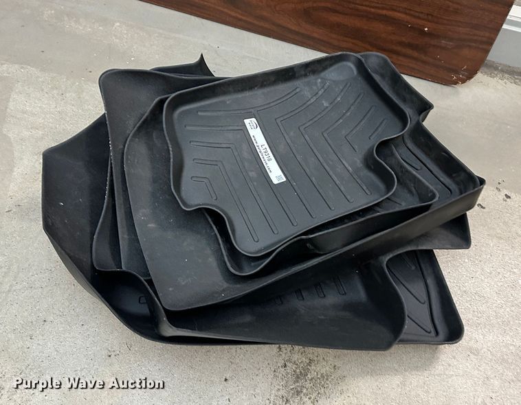 image for item LT9318 WeatherTech floor mats