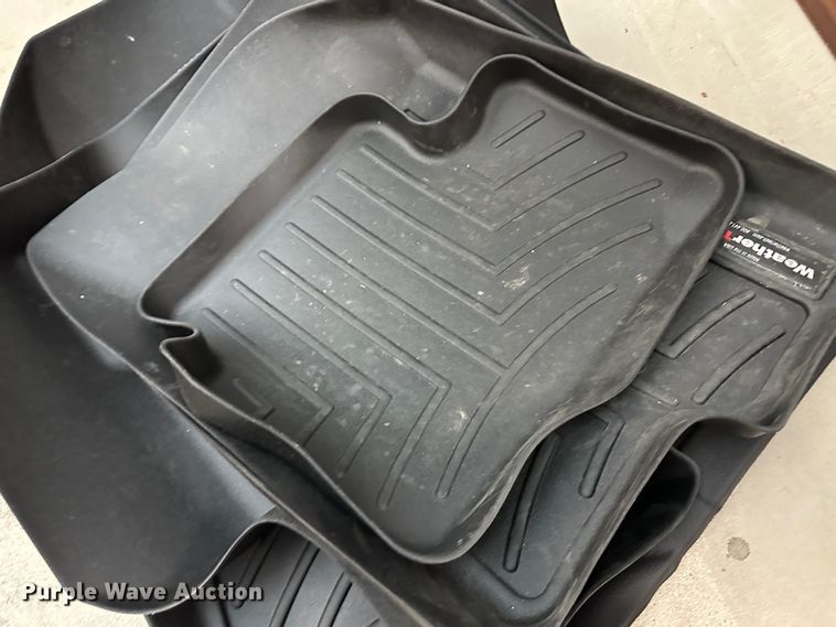 image for item LT9318 WeatherTech floor mats