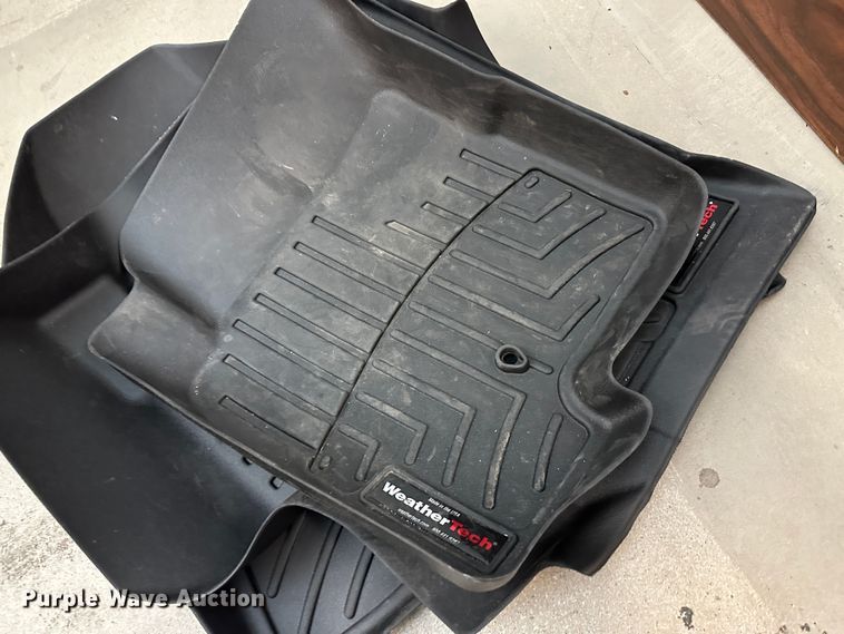 image for item LT9318 WeatherTech floor mats