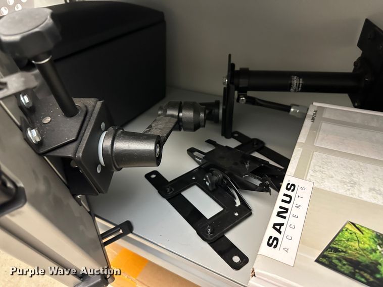 image for item LT9322 Automotive accessories