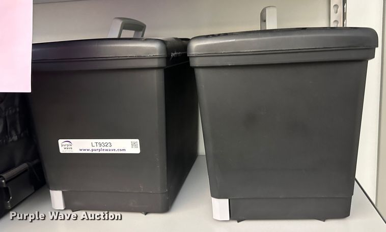 image for item LT9323 Office supplies and equipment