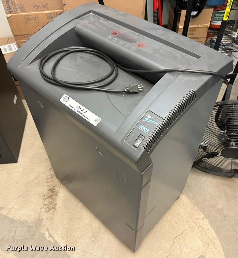image for item LT9326 GBC Shredmaster 5020S  paper shredder