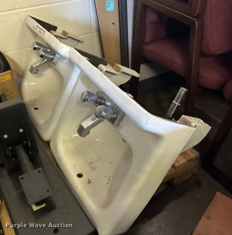 image for item LT9327 Bathroom equipment