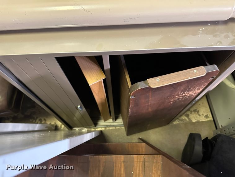 image for item LT9328 Office supplies and equipment