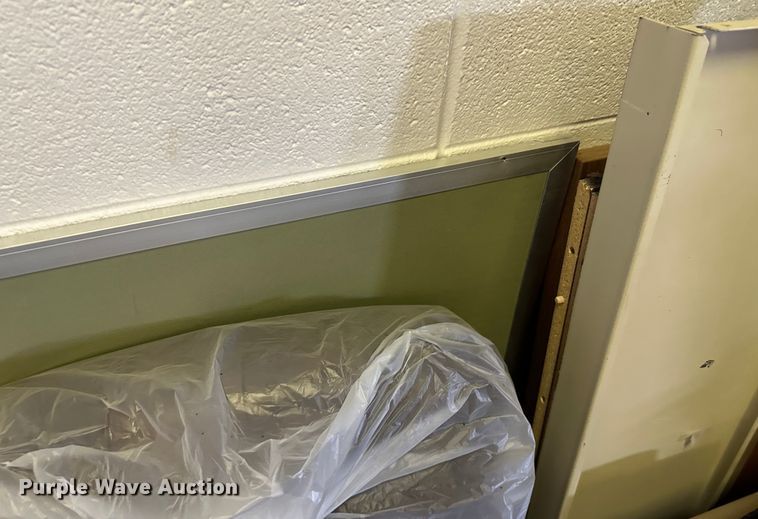 image for item LT9328 Office supplies and equipment