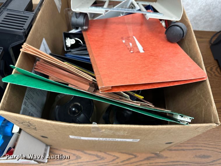 image for item LT9330 Office supplies