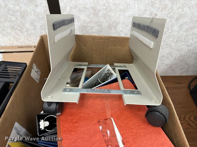 image for item LT9330 Office supplies