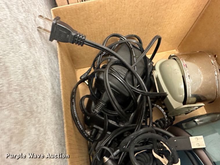 image for item LT9330 Office supplies