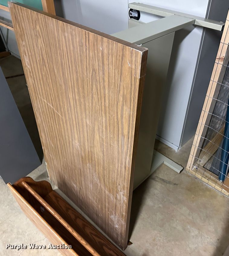 image for item LT9331 Office supplies and equipment