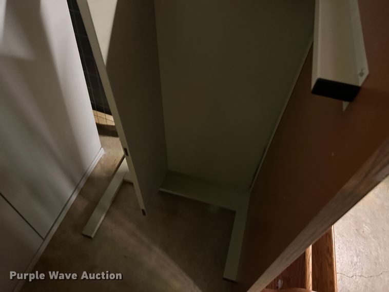 image for item LT9331 Office supplies and equipment