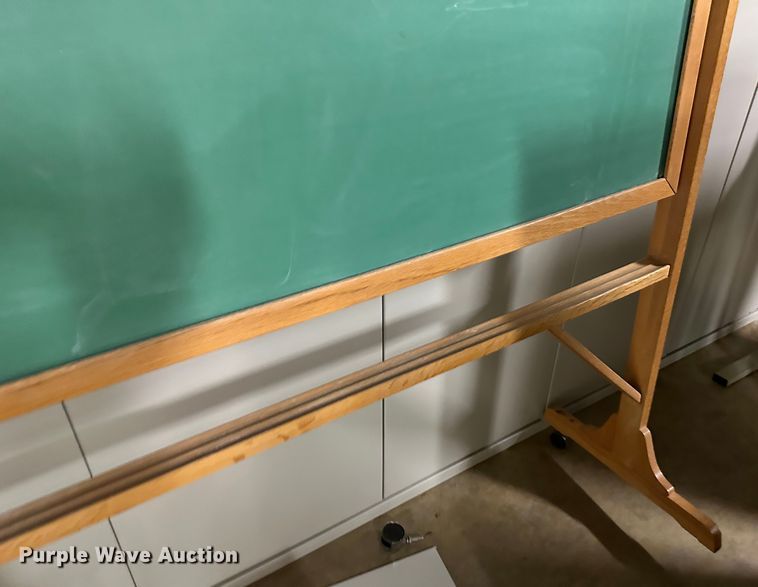 image for item LT9331 Office supplies and equipment