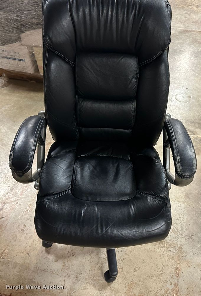 image for item LT9331 Office supplies and equipment