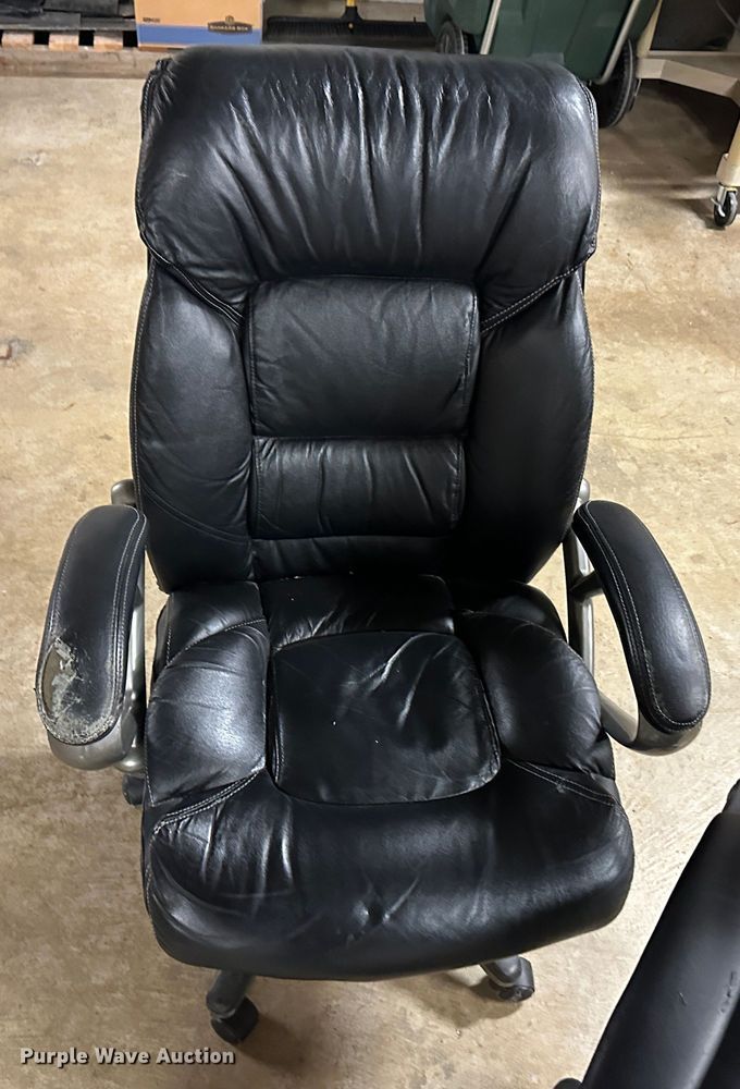 image for item LT9331 Office supplies and equipment