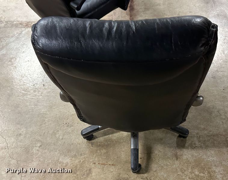 image for item LT9331 Office supplies and equipment