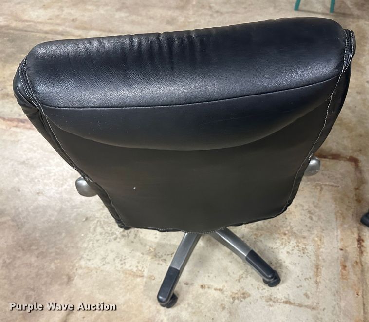 image for item LT9331 Office supplies and equipment