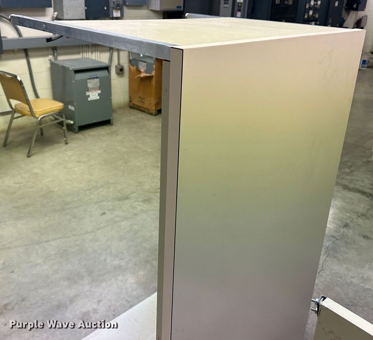 image for item LT9331 Office supplies and equipment