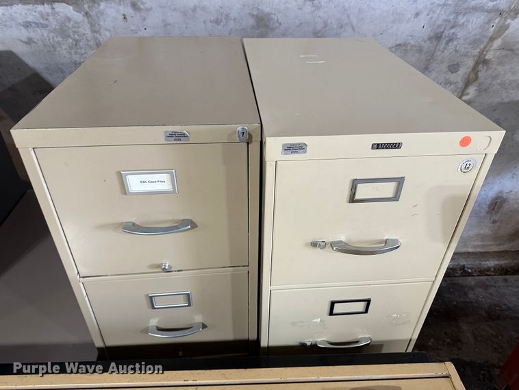 image for item LT9338 (8) file cabinets