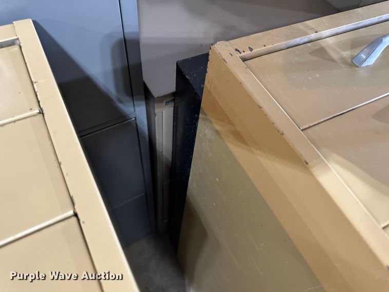image for item LT9338 (8) file cabinets