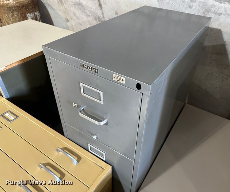 image for item LT9338 (8) file cabinets