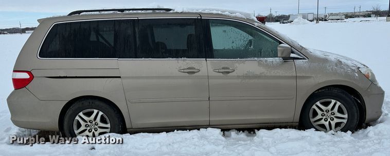 image for item LT9348 2006 Honda Odyssey EX  van