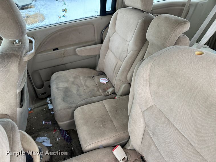 image for item LT9348 2006 Honda Odyssey EX  van