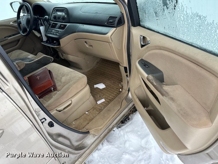 image for item LT9348 2006 Honda Odyssey EX  van