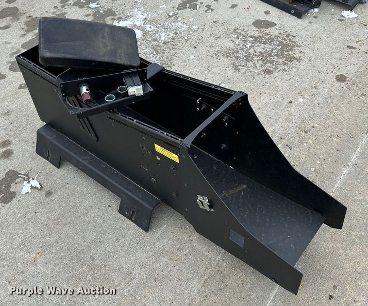 image for item LT9352 K-9 unit vehicle cage