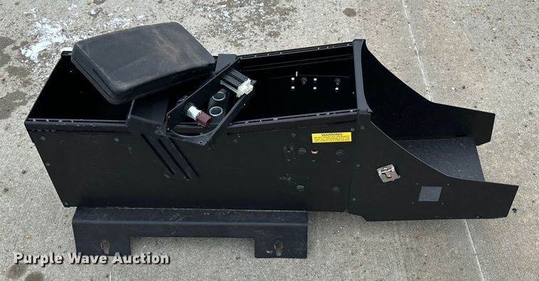 image for item LT9352 K-9 unit vehicle cage