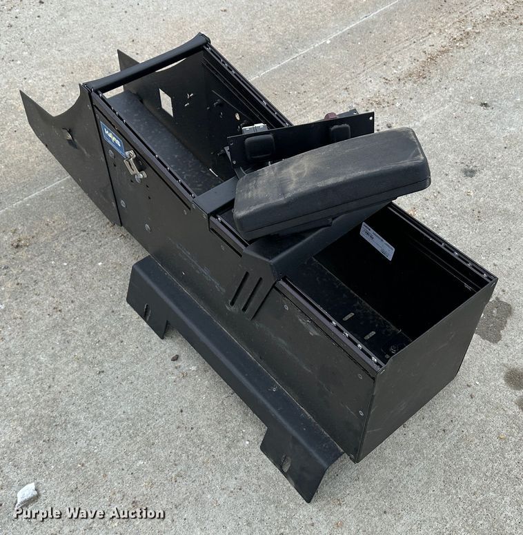 image for item LT9352 K-9 unit vehicle cage