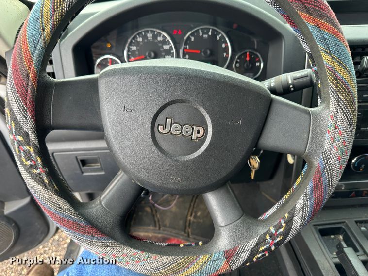 image for item LT9354 2009 Jeep Liberty  SUV