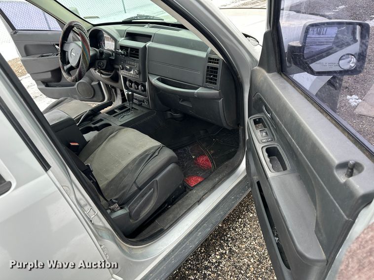 image for item LT9354 2009 Jeep Liberty  SUV