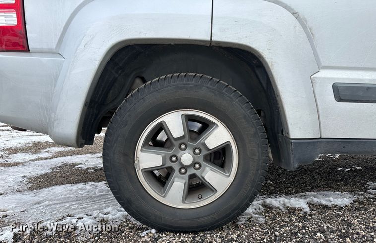 image for item LT9354 2009 Jeep Liberty  SUV