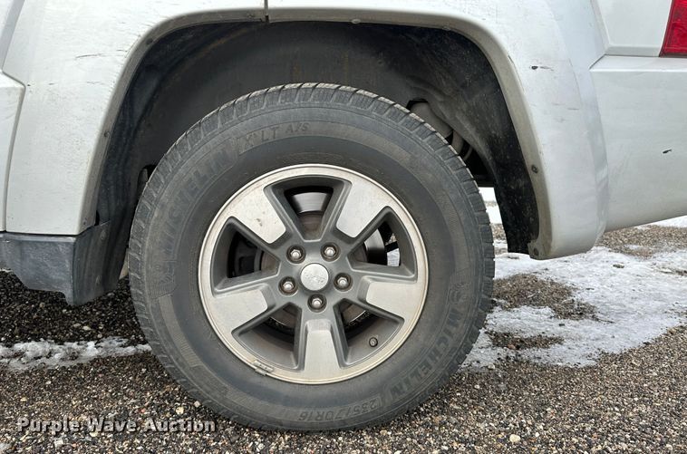 image for item LT9354 2009 Jeep Liberty  SUV