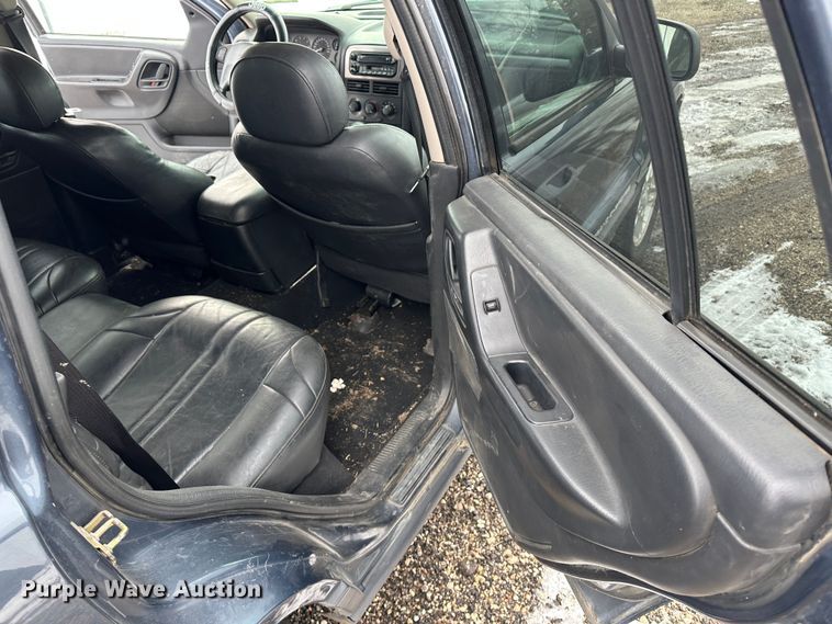 image for item LT9355 2003 Jeep Grand Cherokee  SUV