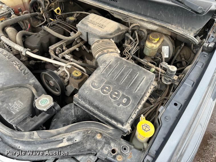 image for item LT9355 2003 Jeep Grand Cherokee  SUV