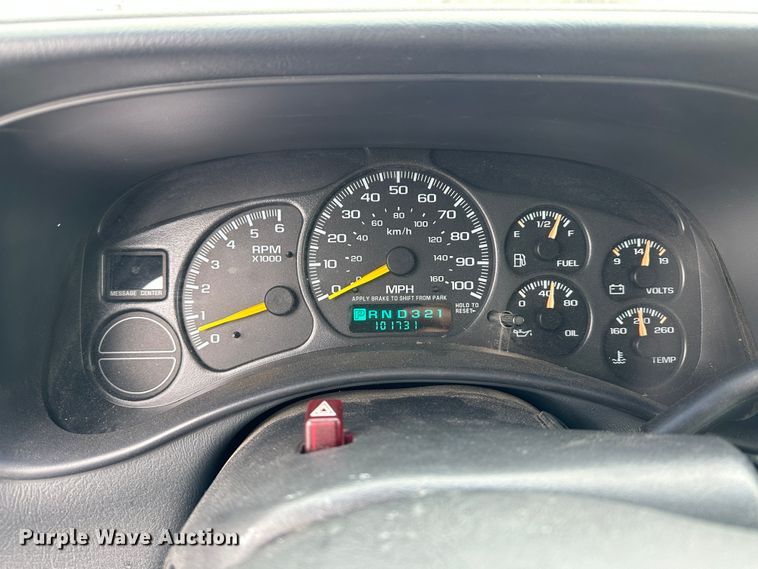 image for item LT9356 2001 Chevrolet Silverado 1500  Ext. Cab pickup truck