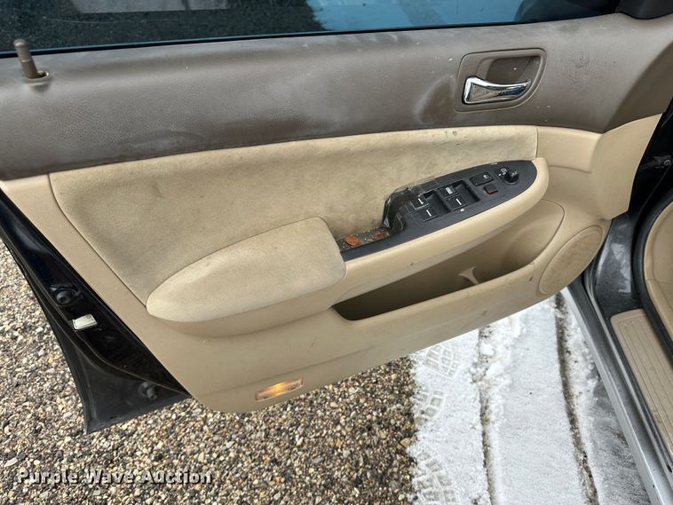 image for item LT9357 2004 Honda Accord