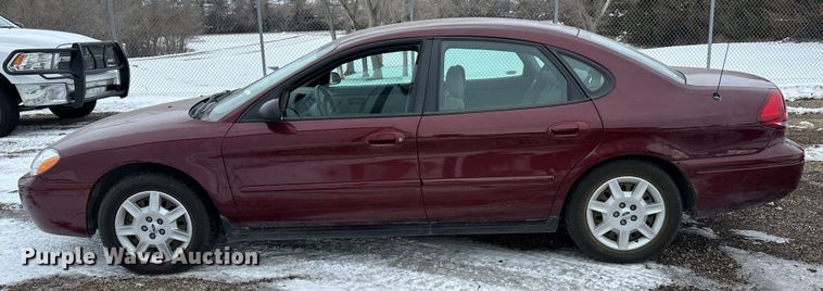 image for item LT9358 2005 Ford Taurus