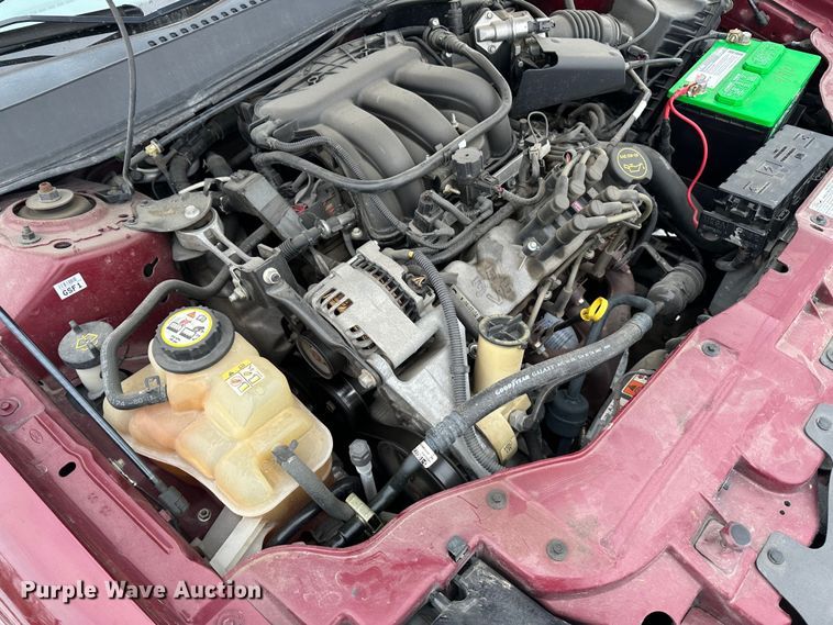 image for item LT9358 2005 Ford Taurus