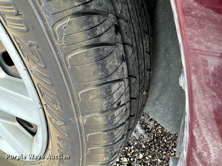 image for item LT9358 2005 Ford Taurus