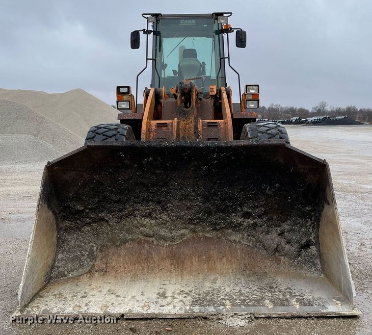 image for item MA9845 2005 Case 821C  wheel loader