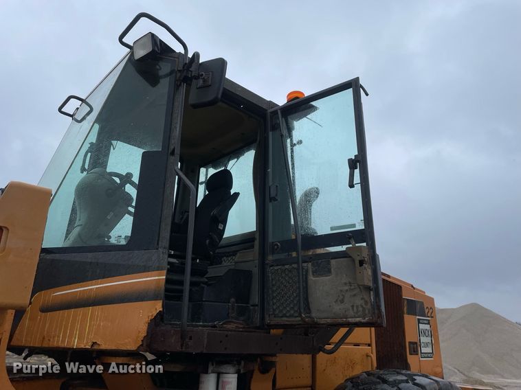 image for item MA9845 2005 Case 821C  wheel loader