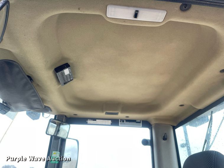 image for item MA9845 2005 Case 821C  wheel loader