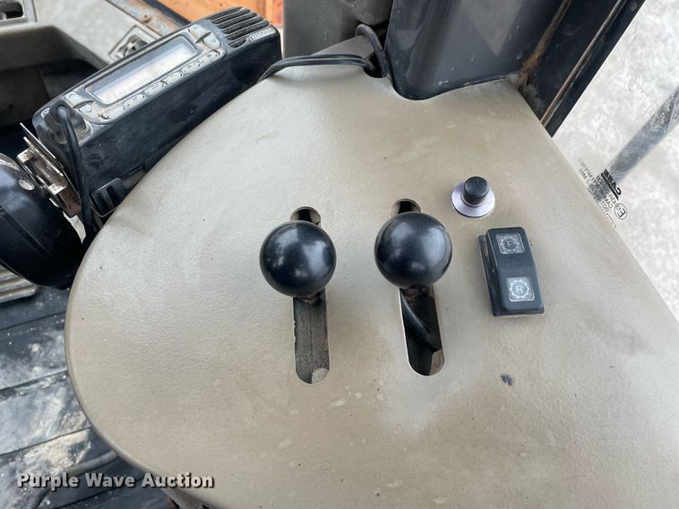 image for item MA9845 2005 Case 821C  wheel loader