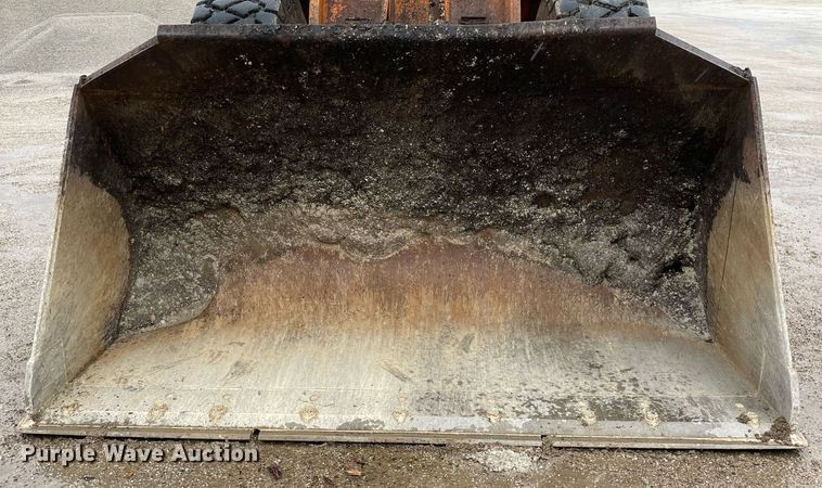 image for item MA9845 2005 Case 821C  wheel loader