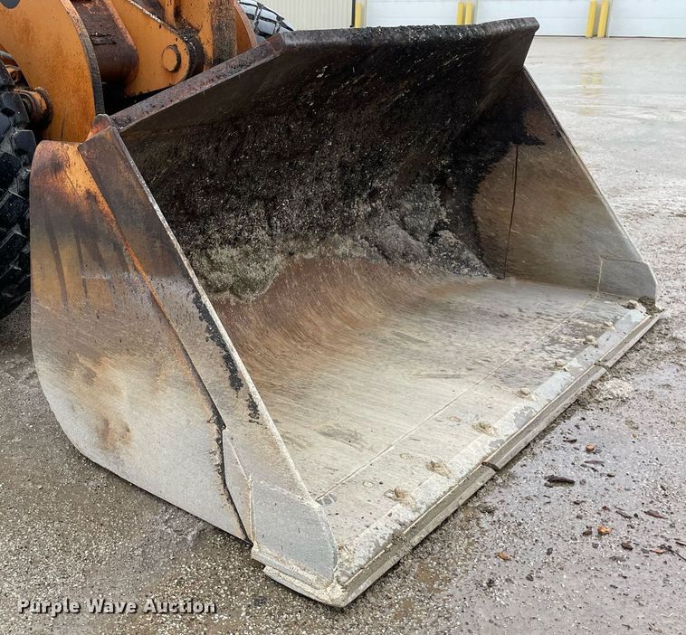 image for item MA9845 2005 Case 821C  wheel loader