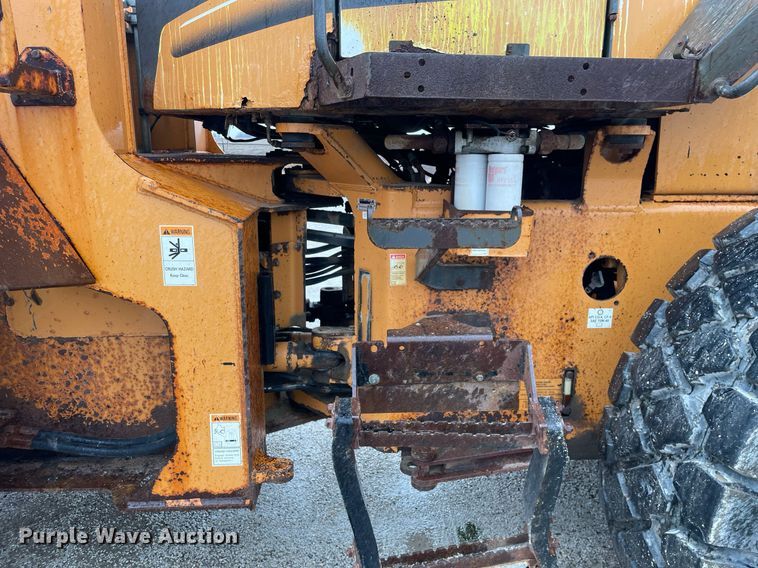 image for item MA9845 2005 Case 821C  wheel loader