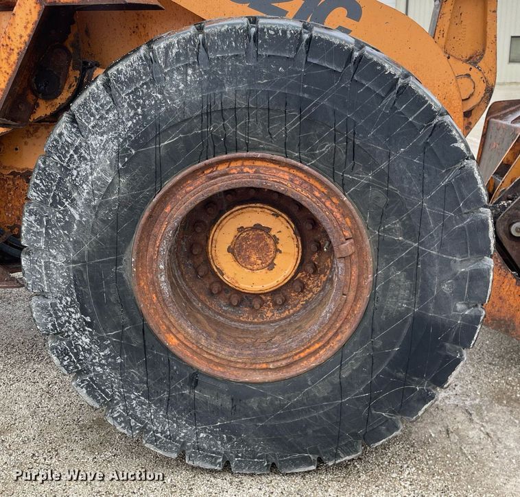 image for item MA9845 2005 Case 821C  wheel loader