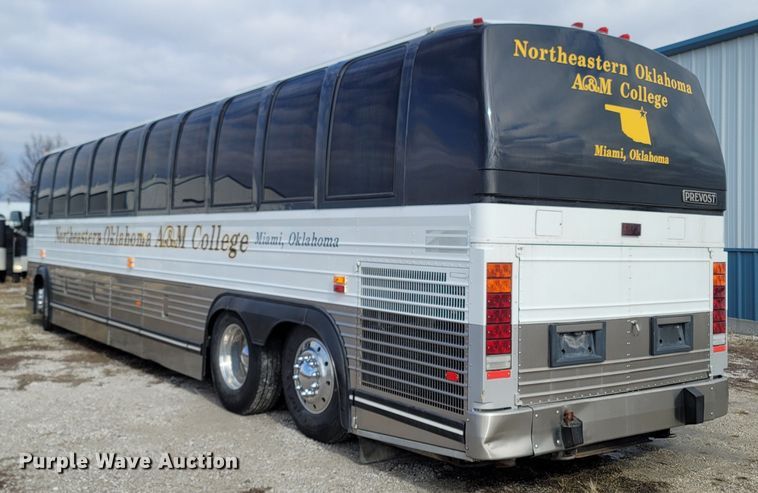 image for item MH9710 1999 Prevost 1999  coach bus