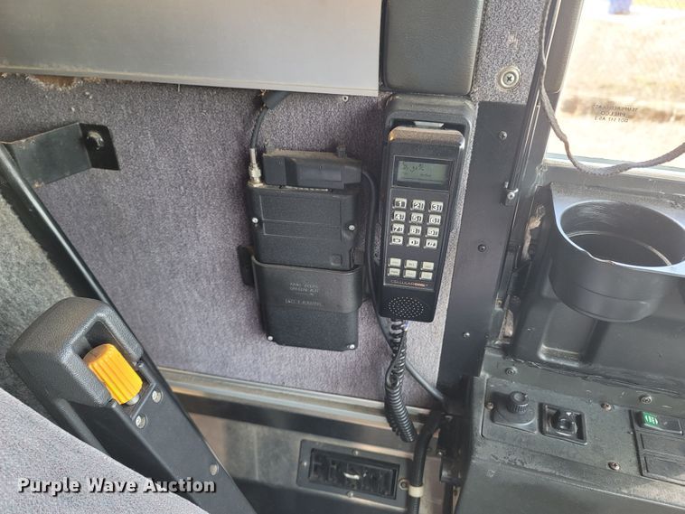 image for item MH9710 1999 Prevost 1999  coach bus